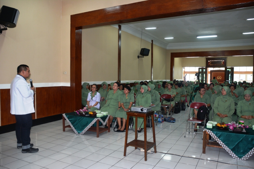 Penyuluhan Kanker Serviks, Rahim dan Kanker Payudara